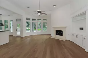 122 Lansdowne, The Woodlands, TX 77382 - Photo 13