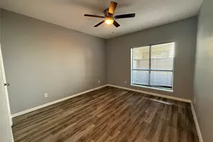 10049 Westpark Dr, Houston, TX 77042 - Photo 5