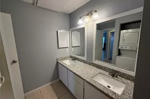 10049 Westpark Dr, Houston, TX 77042 - Photo 9