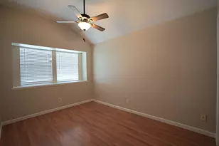 133 Cotton Dr, Lake Jackson, TX 77566 - Photo 29