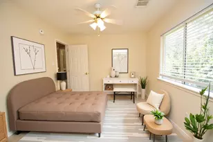 819 Fairpark Ln, Sugar Land, TX 77479 - Photo 3