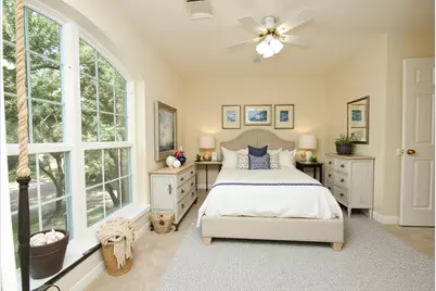 819 Fairpark Lane, Sugar Land, TX 77479 - Photo 5