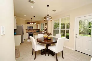 819 Fairpark Ln, Sugar Land, TX 77479 - Photo 9