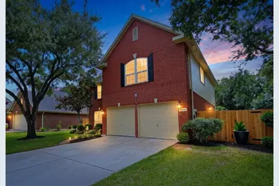 819 Fairpark Lane, Sugar Land, TX 77479 - Photo 11