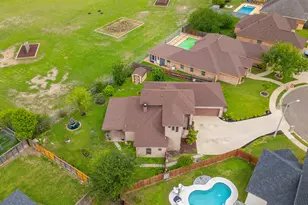 3823 Aspen Dr, Edinburg, TX 78542 - Photo 3
