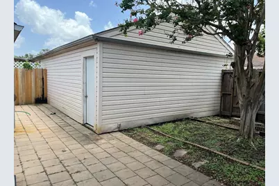 10909 Glenwolde Drive #909, Houston, TX 77099 - Photo 3