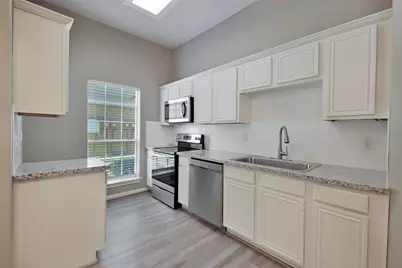 2710 Grants Lake Boulevard #S6, Sugar Land, TX 77479 - Photo 5
