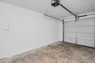 262 De Boll St, Houston, TX 77022 - Photo 15