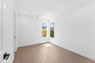 3209 Baer St, Houston, TX 77020 - Photo 25