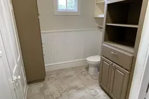 405 10th St, Hempstead, TX 77445 - Photo 13