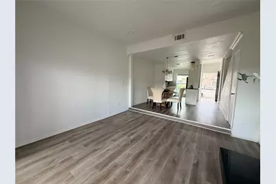 7700 Creekbend Drive #45, Houston, TX 77071 - Photo 9