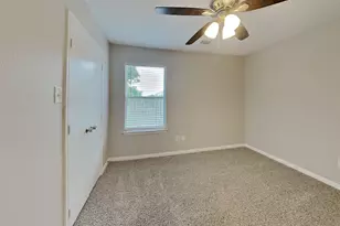 16280 Sun View Ln, Conroe, TX 77302 - Photo 11