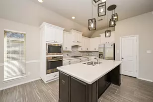 13809 Crystal Harbor Ln, Pearland, TX 77584 - Photo 17