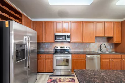 1711 Old Spanish Trail #218, Houston, TX 77054 - Photo 5