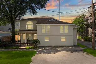 710 W 10th St, Houston, TX 77008 - Photo 1