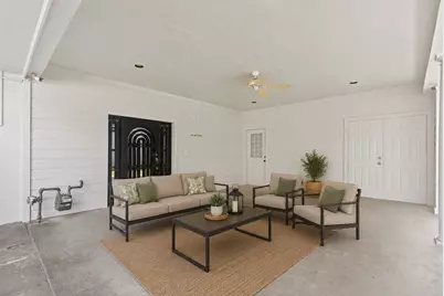 710 W 10th Street, Houston, TX 77008 - Photo 21