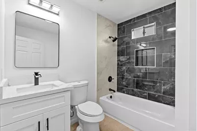 710 W 10th Street, Houston, TX 77008 - Photo 17