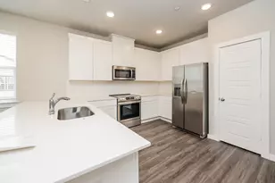 18435 Idyllic Aly, Shenandoah, TX 77385 - Photo 5