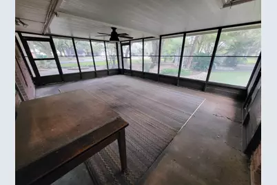 706 Maple Street, Sweeny, TX 77480 - Photo 31