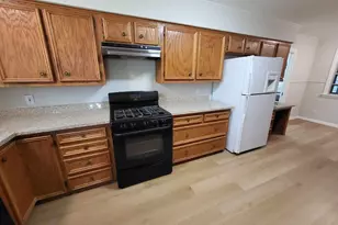 706 Maple St, Sweeny, TX 77480 - Photo 13