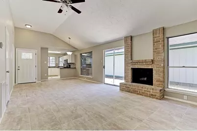 20622 Broughwood Circle, Katy, TX 77449 - Photo 5