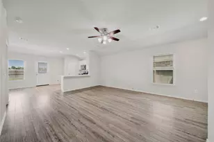 3602 Conquest Cir, Texas City, TX 77591 - Photo 3