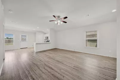 3602 Conquest Circle, Texas City, TX 77591 - Photo 3