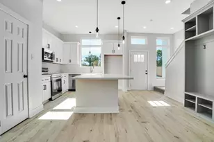 805 Granville Dr, Houston, TX 77091 - Photo 5