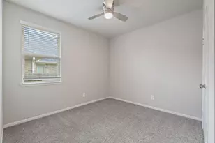 475 Westlake Lndg, Conroe, TX 77304 - Photo 23
