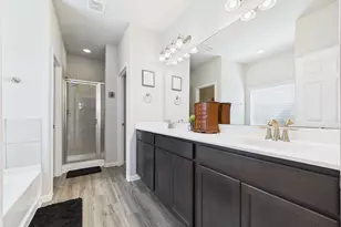 3202 Explorer Dr, Texas City, TX 77591 - Photo 31