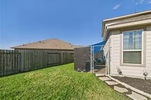 3202 Explorer Dr, Texas City, TX 77591 - Photo 45