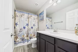 3202 Explorer Dr, Texas City, TX 77591 - Photo 37