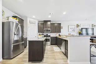 3202 Explorer Dr, Texas City, TX 77591 - Photo 17