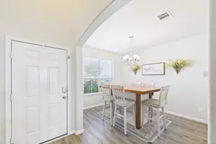 3202 Explorer Dr, Texas City, TX 77591 - Photo 9