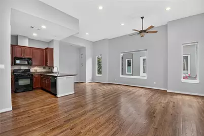 4448 Center Street, Houston, TX 77007 - Photo 9