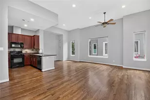 4448 Center St, Houston, TX 77007 - Photo 9