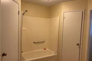 11427 Mulholland Dr, Houston, TX 77477 - Photo 25