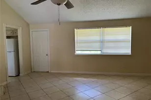 11427 Mulholland Dr, Houston, TX 77477 - Photo 11