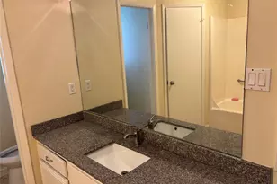 11427 Mulholland Dr, Houston, TX 77477 - Photo 29