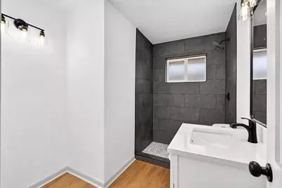 5619 Warm Springs Road, Houston, TX 77035 - Photo 25