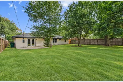 5619 Warm Springs Road, Houston, TX 77035 - Photo 31