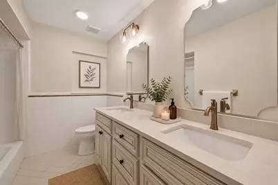 12411 Pinerock Lane, Houston, TX 77024 - Photo 37