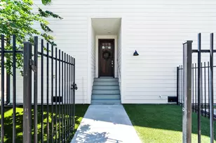 1114 W 15th 1/2 St, Houston, TX 77008 - Photo 5