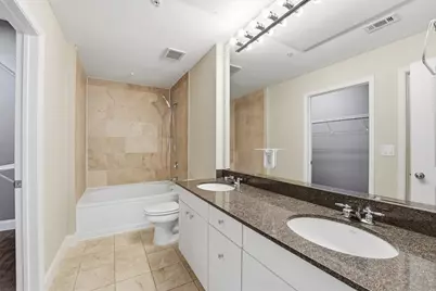 3505 Sage Road #208, Houston, TX 77056 - Photo 9