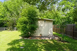 2918 Avenue I, Bay City, TX 77414 - Photo 31