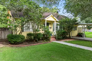 2918 Avenue I, Bay City, TX 77414 - Photo 3