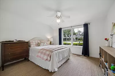 10914 Tupper Lake Drive, Houston, TX 77042 - Photo 13