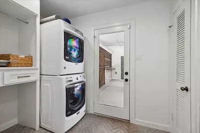 10914 Tupper Lake Drive, Houston, TX 77042 - Photo 21