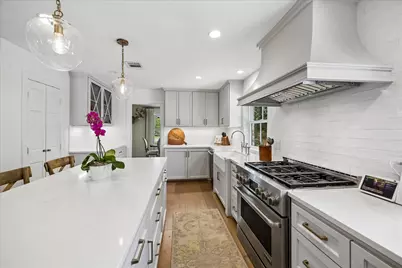 10914 Tupper Lake Drive, Houston, TX 77042 - Photo 5