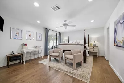 10914 Tupper Lake Drive, Houston, TX 77042 - Photo 9